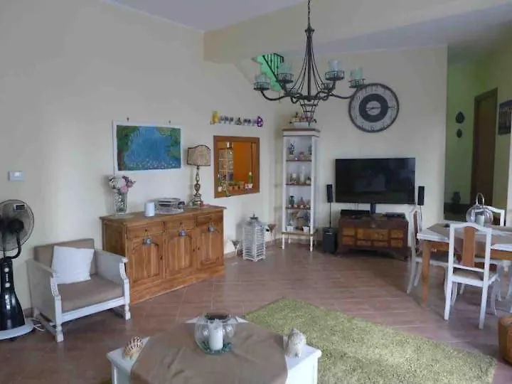 Mondello Lilla' Room Palermo 0*,  Italia